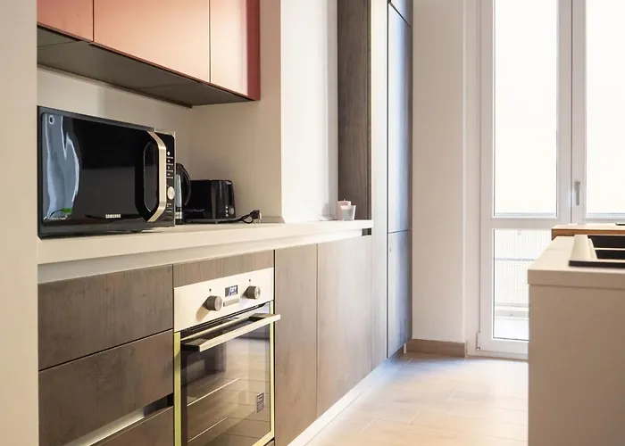 The Rent - Beautiful Two-bedroom Close To Cinque Giornate Square Daire Milano