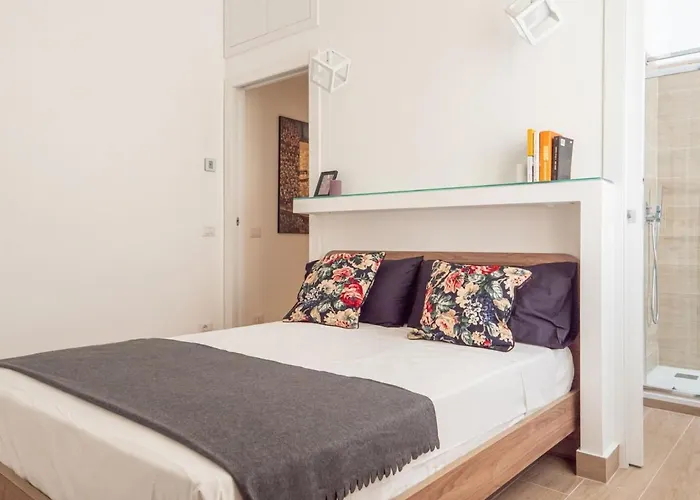 The Rent - Beautiful Two-bedroom Close To Cinque Giornate Square Milano